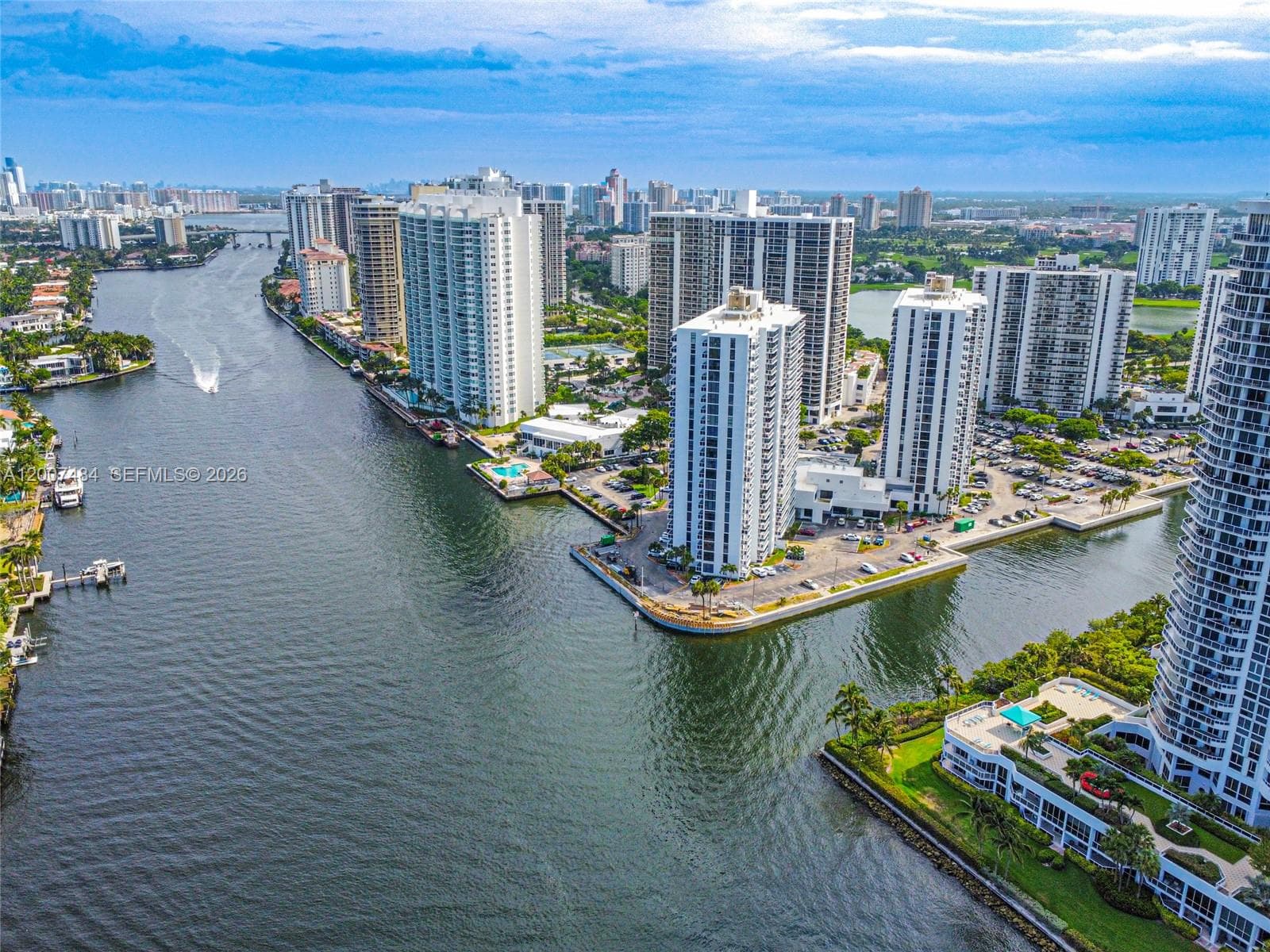 20505 E Country Club Dr # 931, Aventura, FL 33180