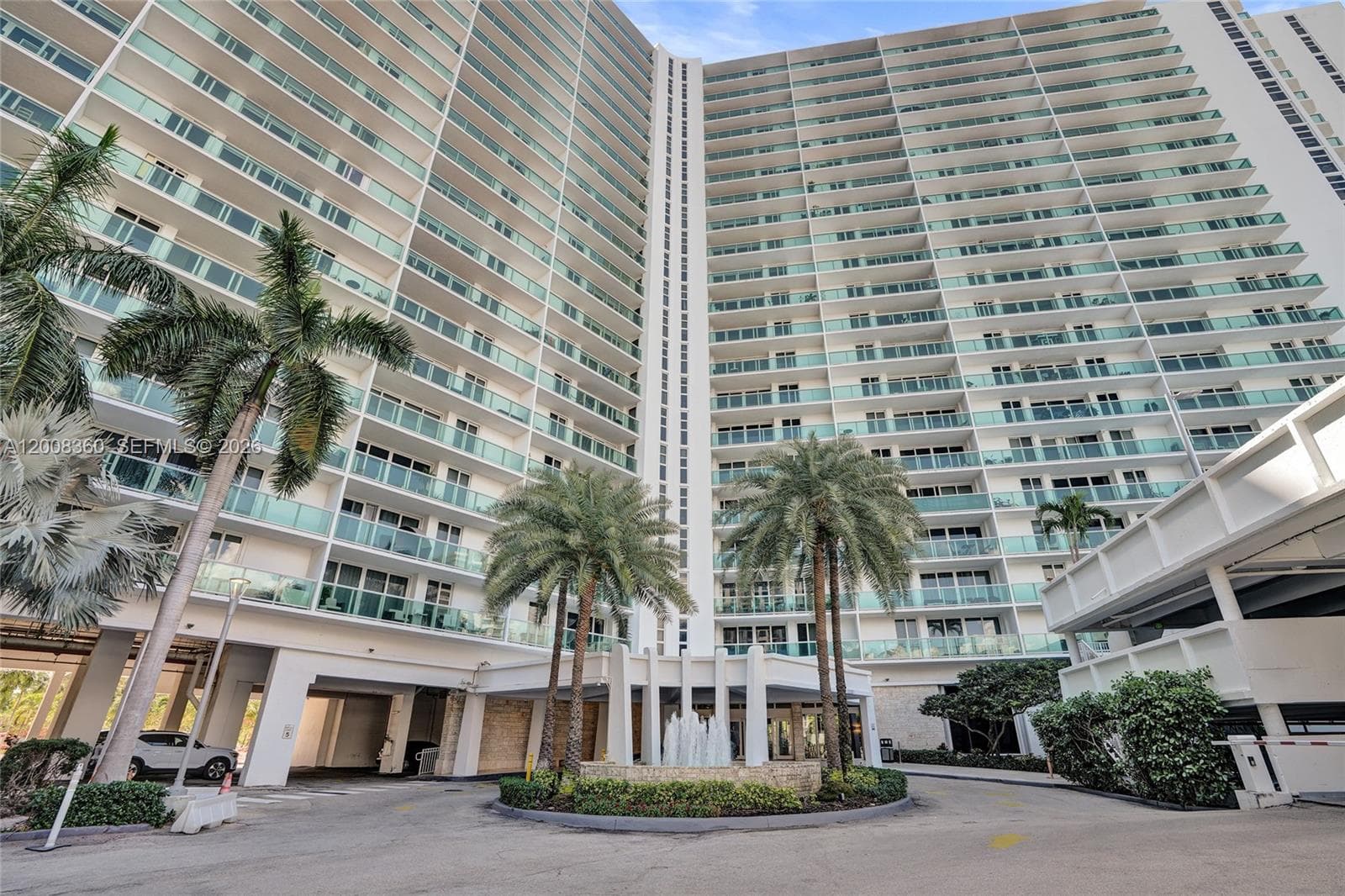 100 Bayview Dr # 401, Sunny Isles Beach, FL 33160