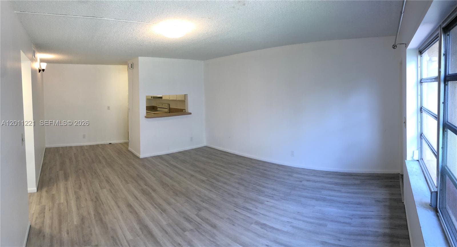 1027 Twin Lakes Dr # 28-B, Coral Springs, FL 33071