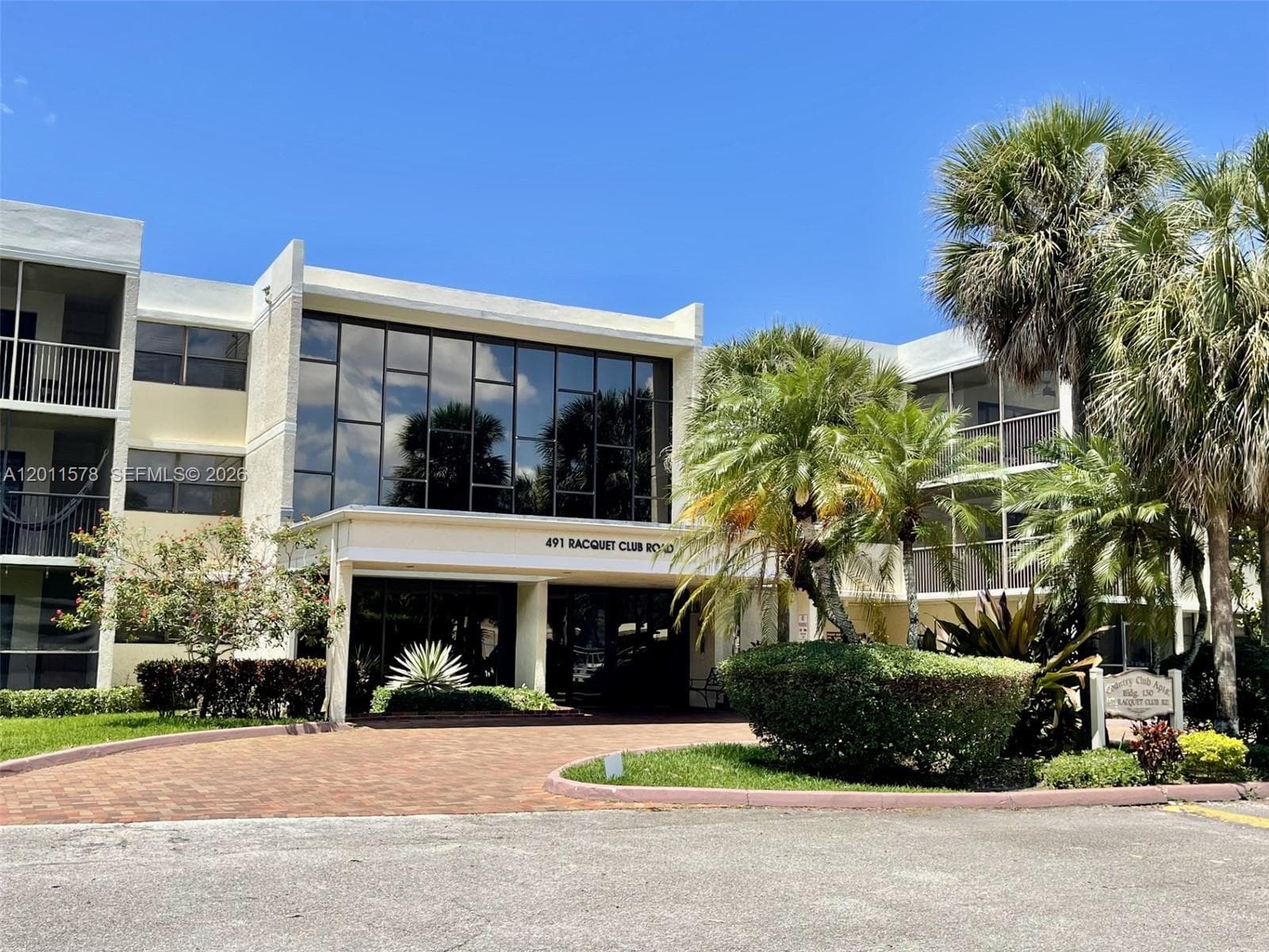 491 Racquet Club Rd # 303, Weston, FL 33326