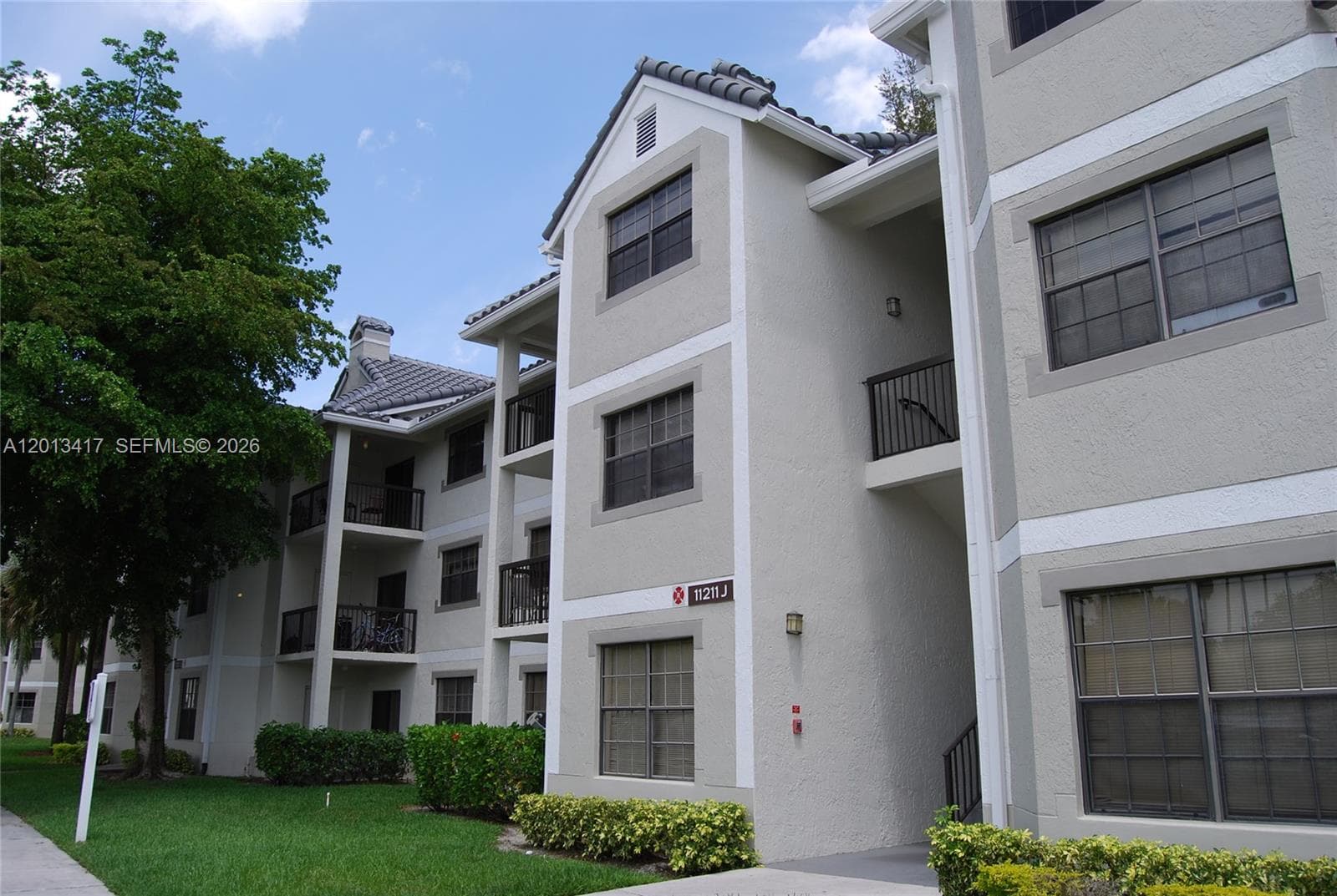 11211 W Atlantic Blvd # 308, Coral Springs, FL 33071