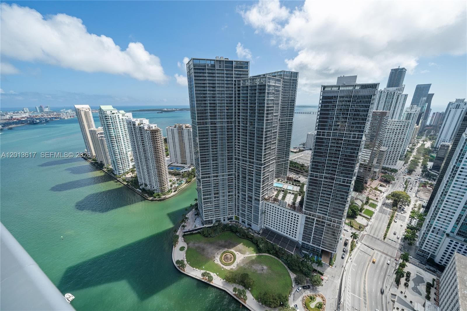 200 Biscayne Boulevard Way # 4902, Miami, FL 33131