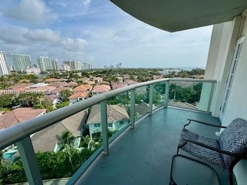 19370 Collins Ave # 826, Sunny Isles Beach, FL 33160