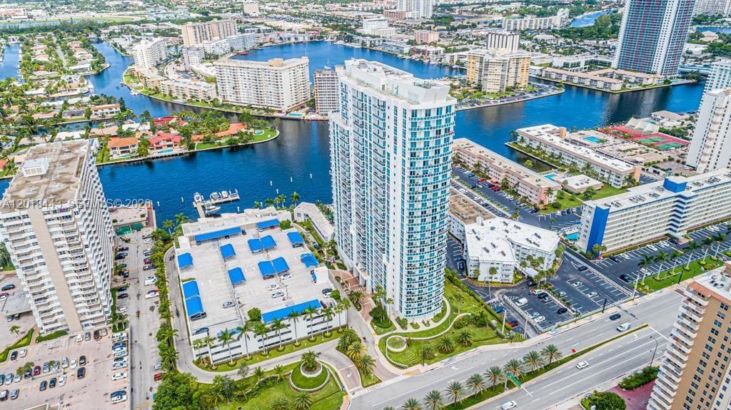 1945 S Ocean Dr # 312, Hallandale Beach, FL 33009
