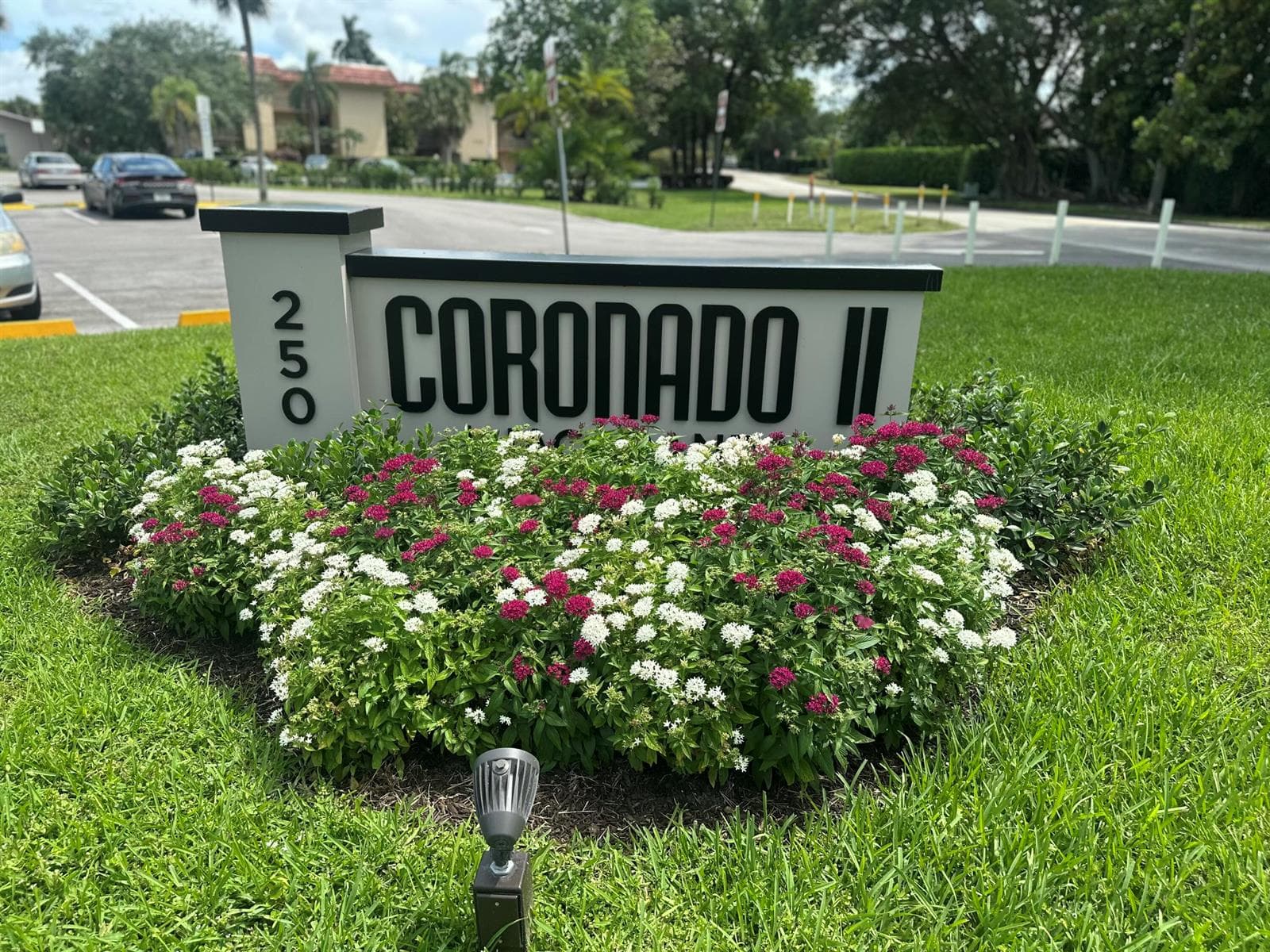 250 Jacaranda Drive # 408, Plantation, FL 33324