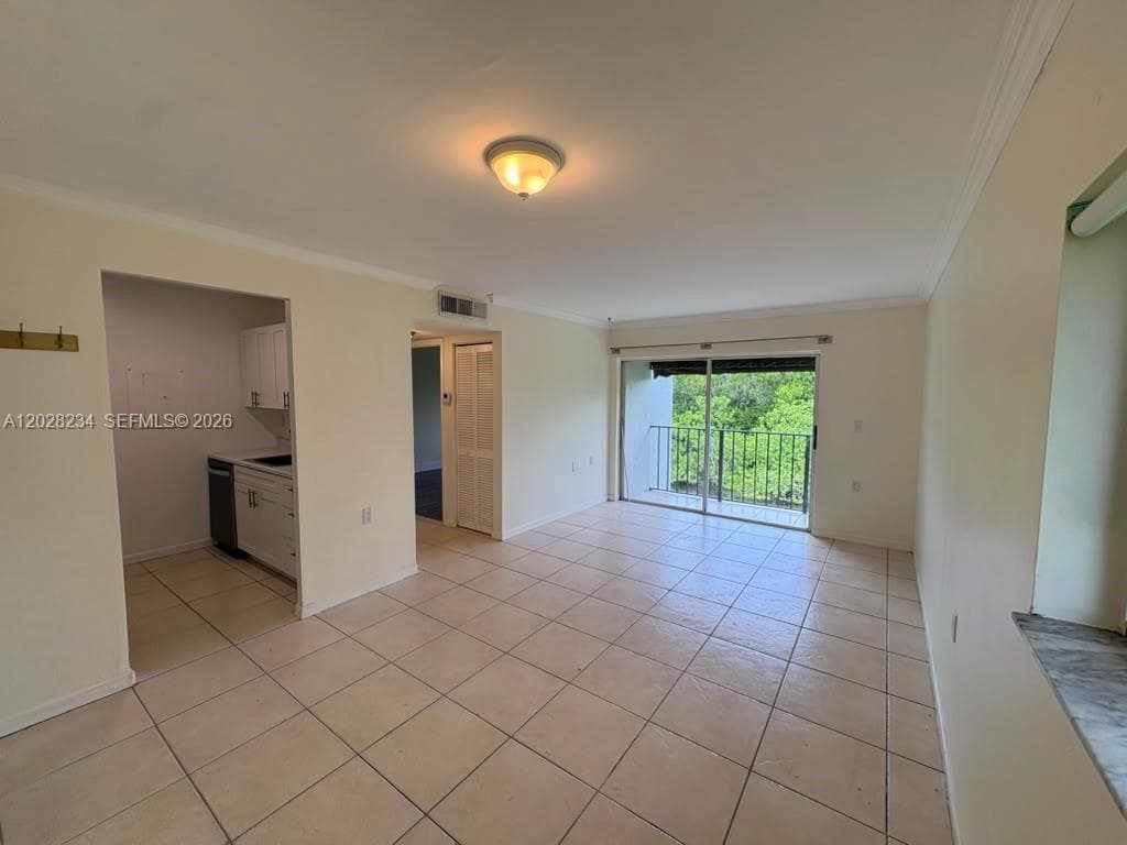 1141 Lake Victoria Dr # F, Palm Beach, FL 33411