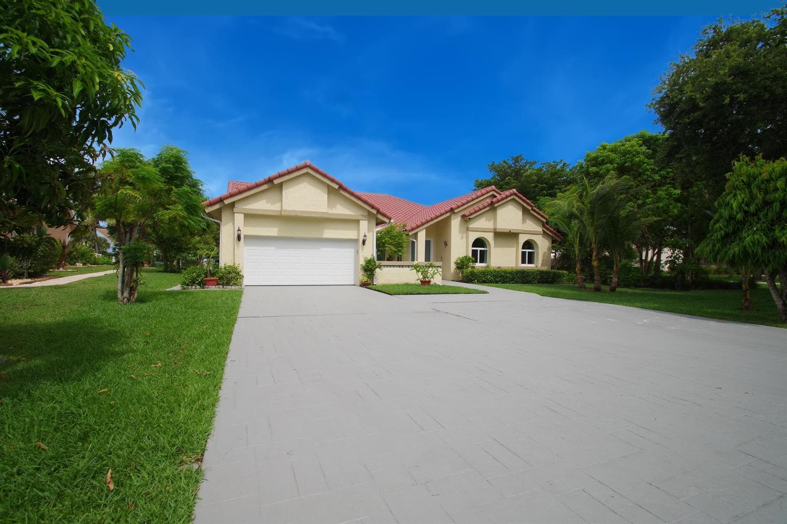 6300 NW 60th Way, Parkland, FL 33067