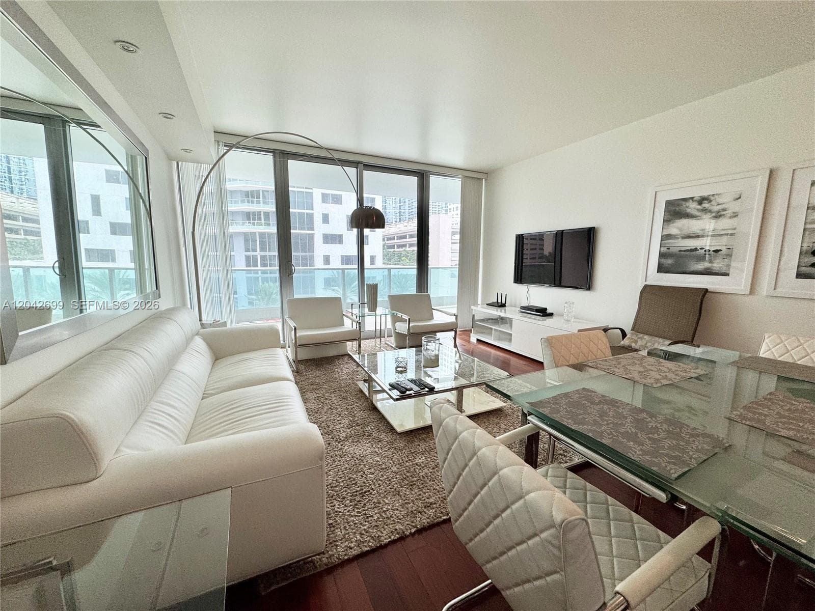 1331 Brickell Bay Dr # 406, Miami, FL 33131