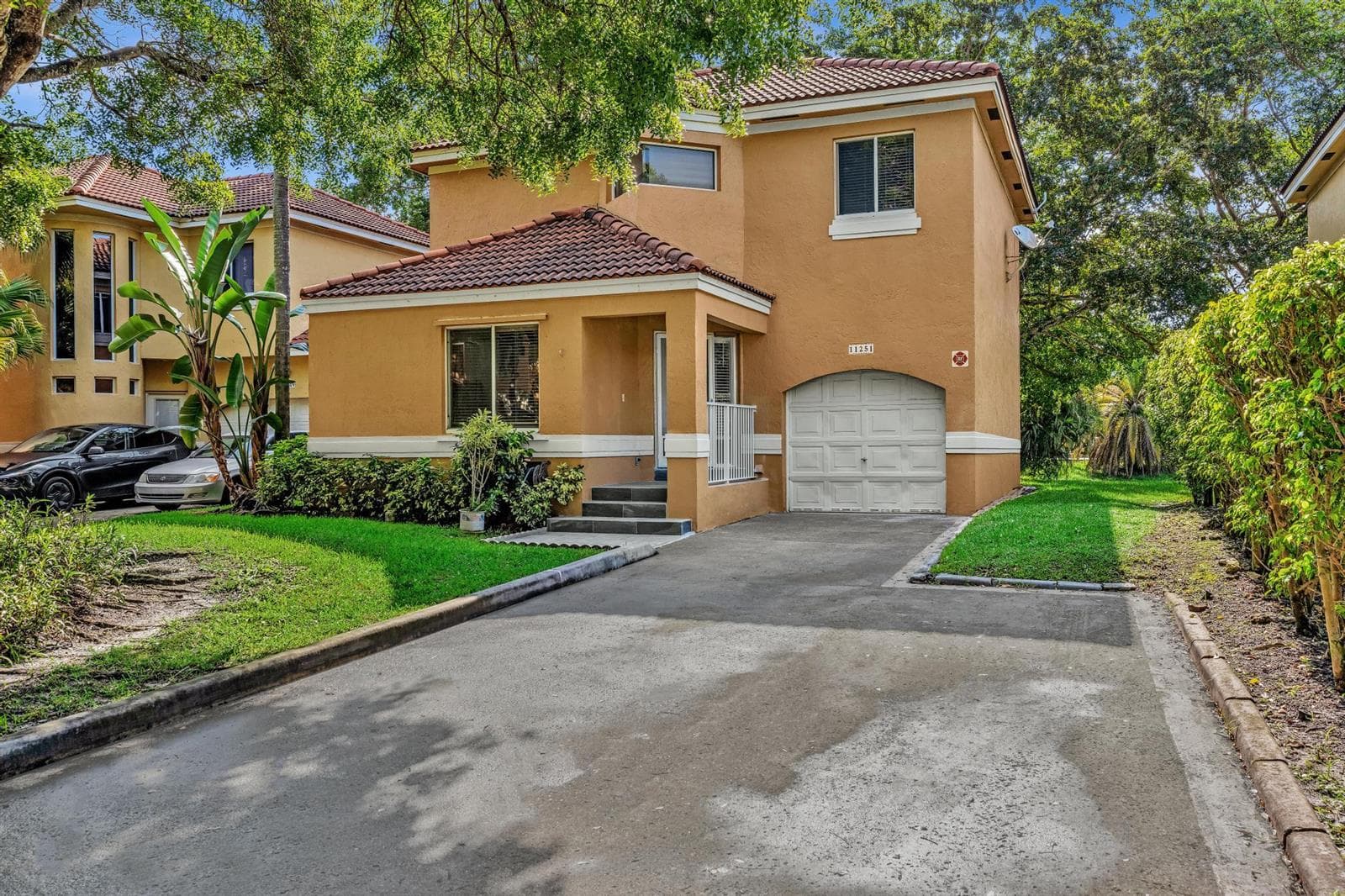 11251 Lakeview Drive # 21-f, Coral Springs, FL 33071
