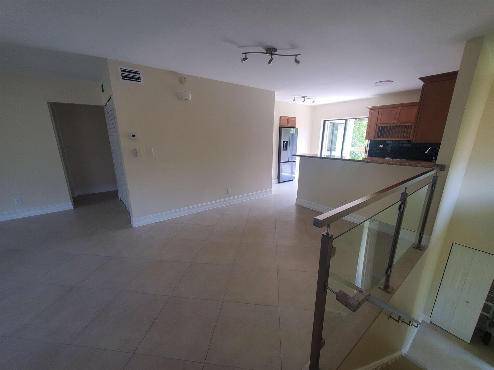 12 Wimbledon Lakes Drive # 250, Plantation, FL 33324