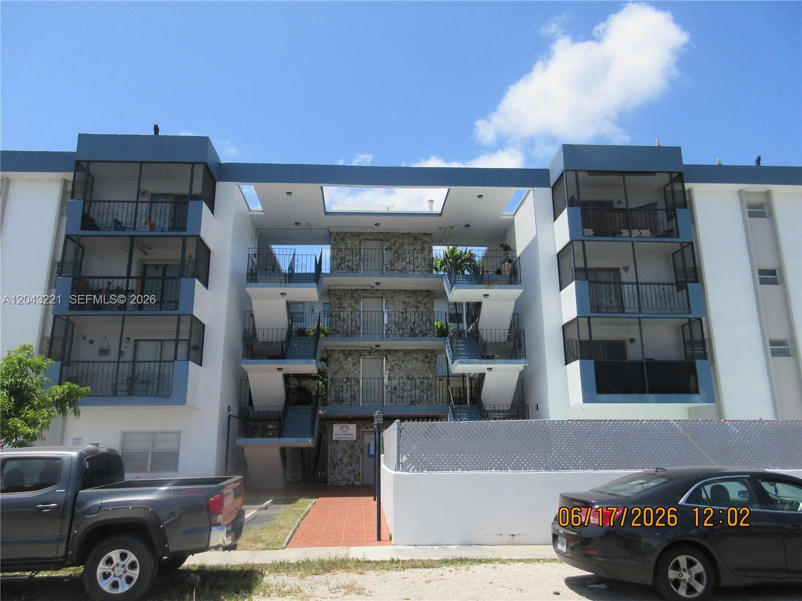 1230 NE 139th St # 309, North Miami, FL 33161