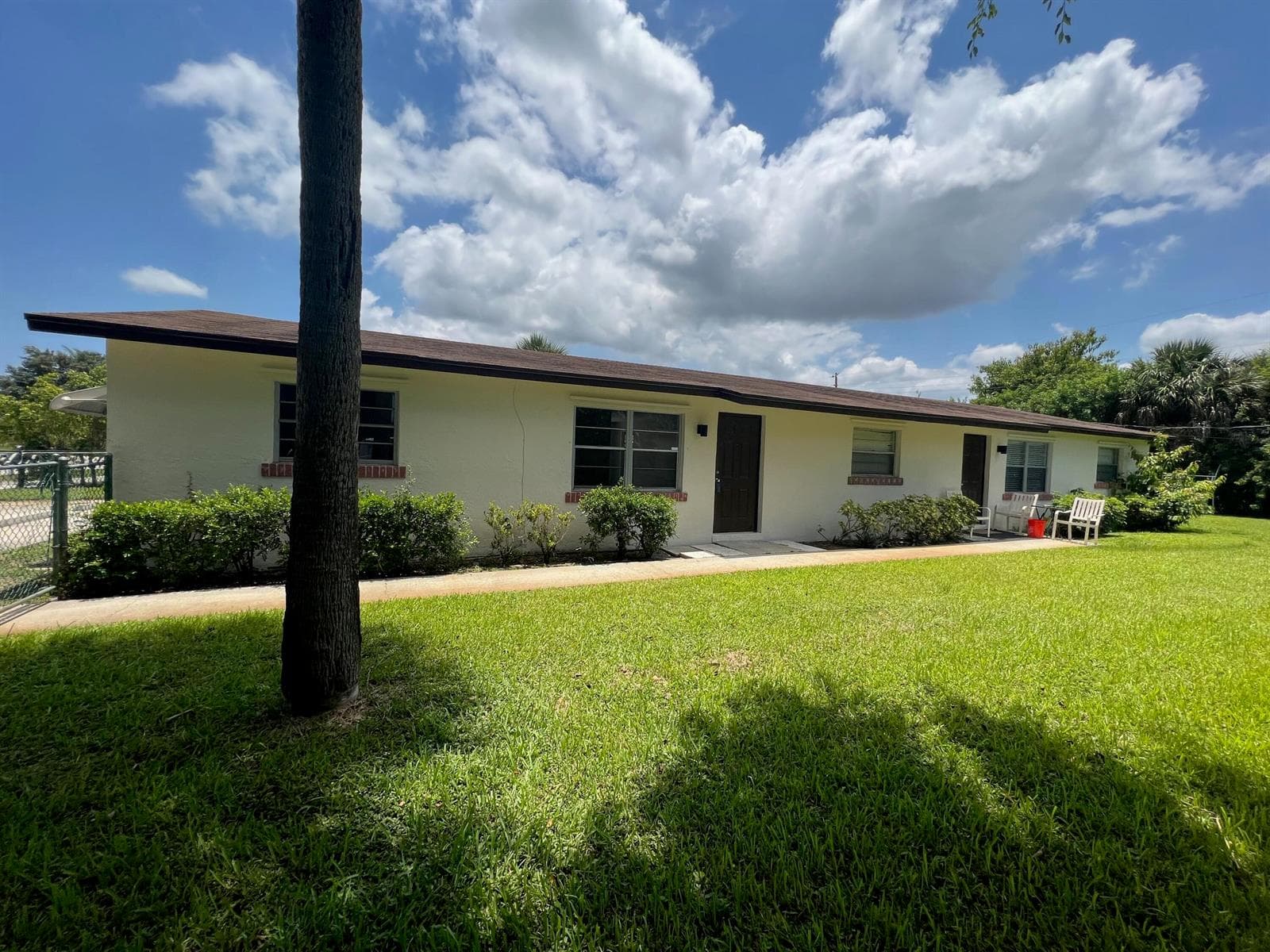 1887 Breezy Lane, West Palm Beach, FL 33417