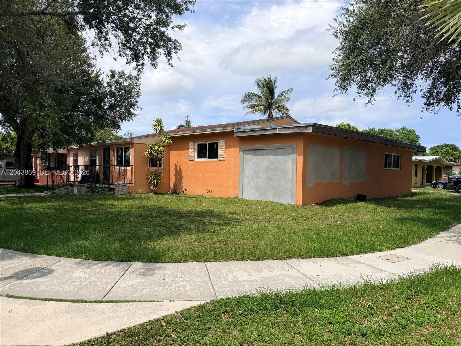 13105 NW 12th Ave, North Miami, FL 33168