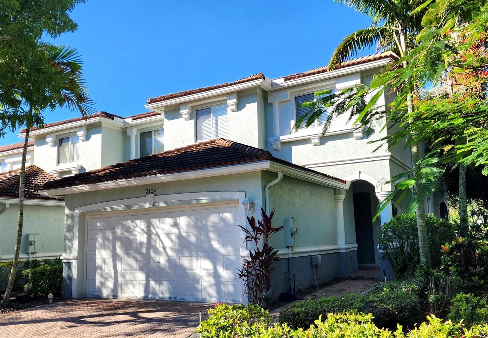 2124 Oakmont Drive, Riviera Beach, FL 33404