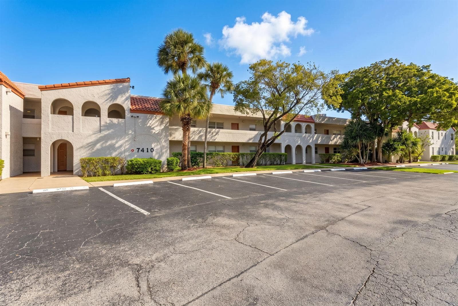 7410 Woodmont Terrace # 202, Tamarac, FL 33321