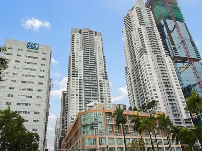 253 NE 2nd St # 1901, Miami, FL 33132