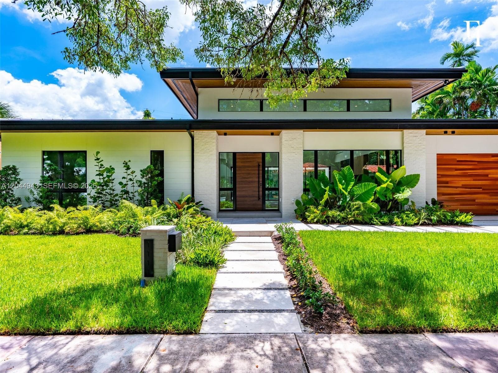 1111 Alberca St, Coral Gables, FL 33134