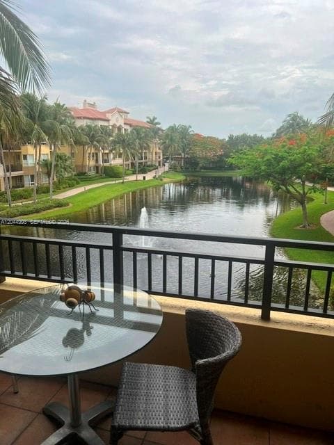 16102 Emerald Estates Dr # 235, Weston, FL 33331