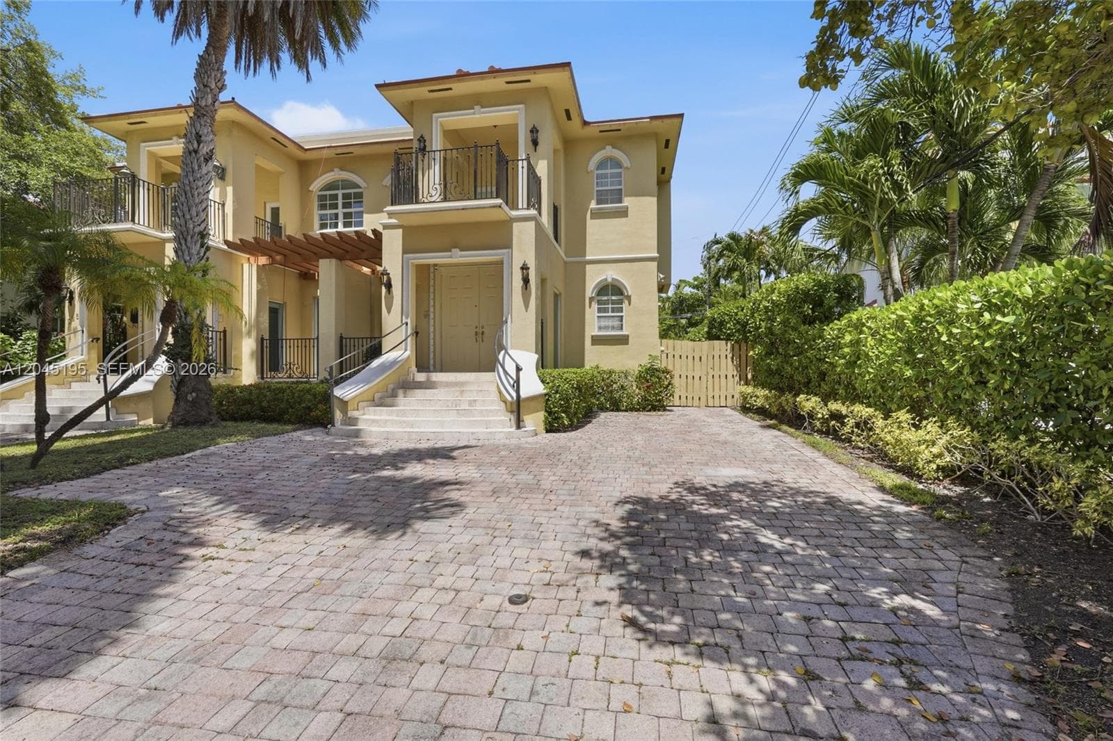 592 Fernwood Rd # B, Key Biscayne, FL 33149