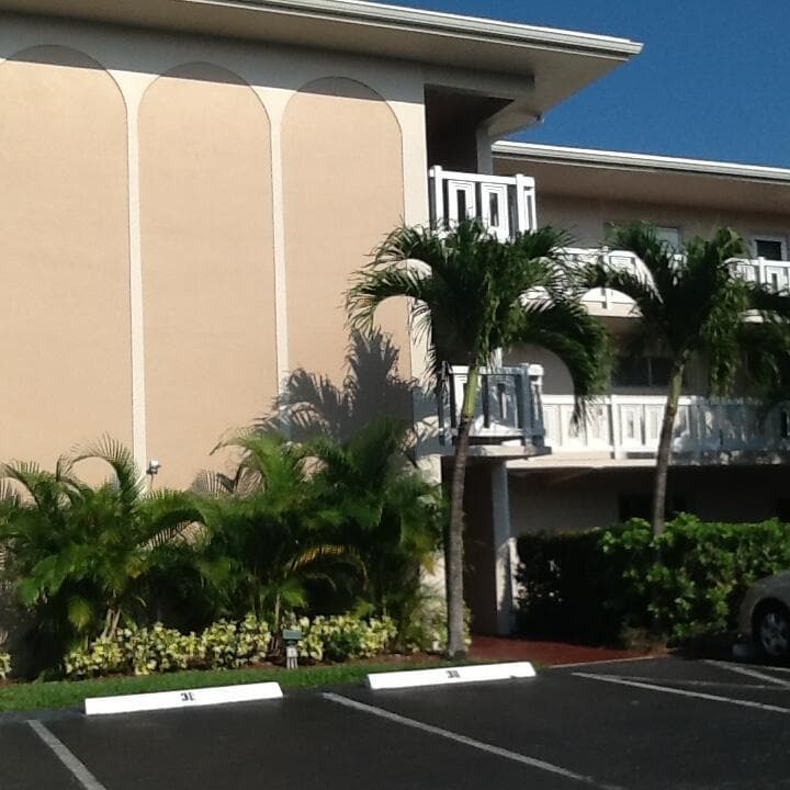 2640 Garden Drive S # 103, Lake Worth, FL 33461