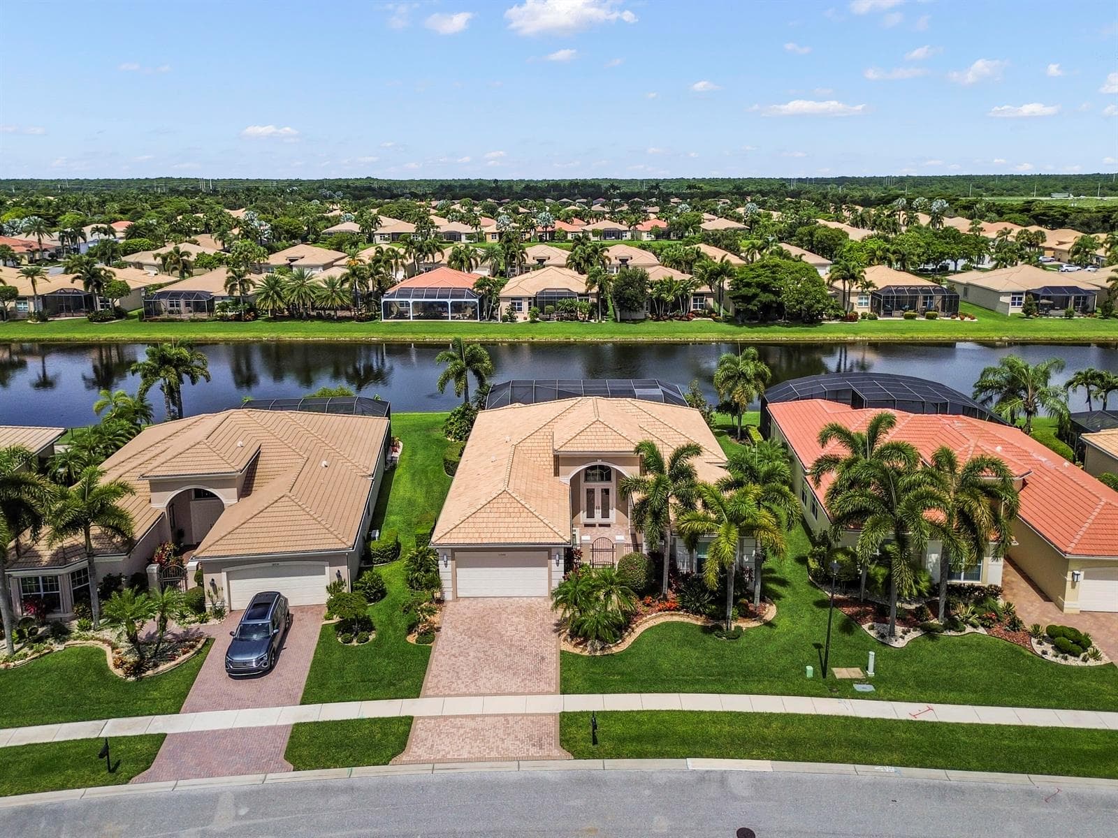 10540 Whitewind Circle, Boynton Beach, FL 33473