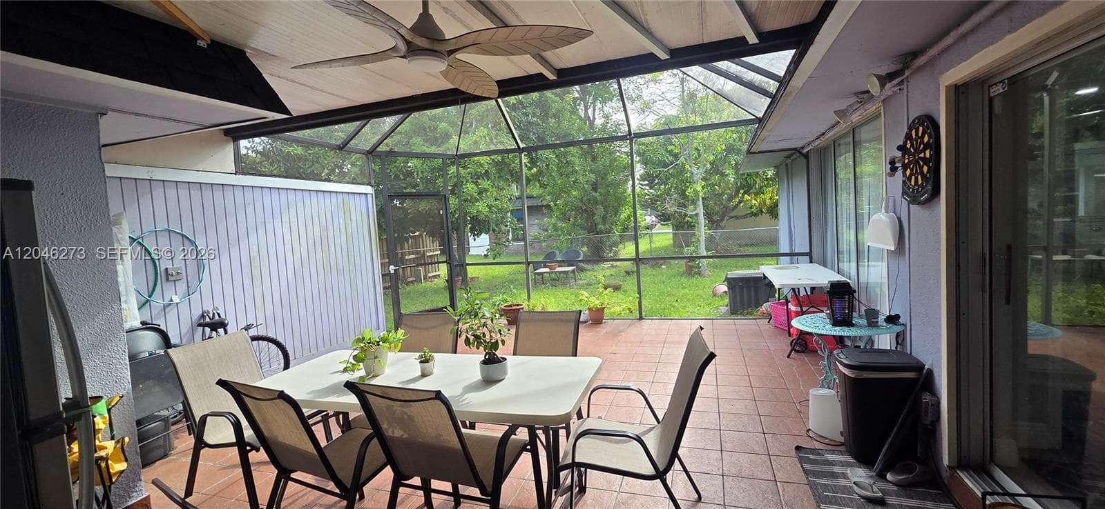 4205 NW 52nd Ave, Lauderdale Lakes, FL 33319
