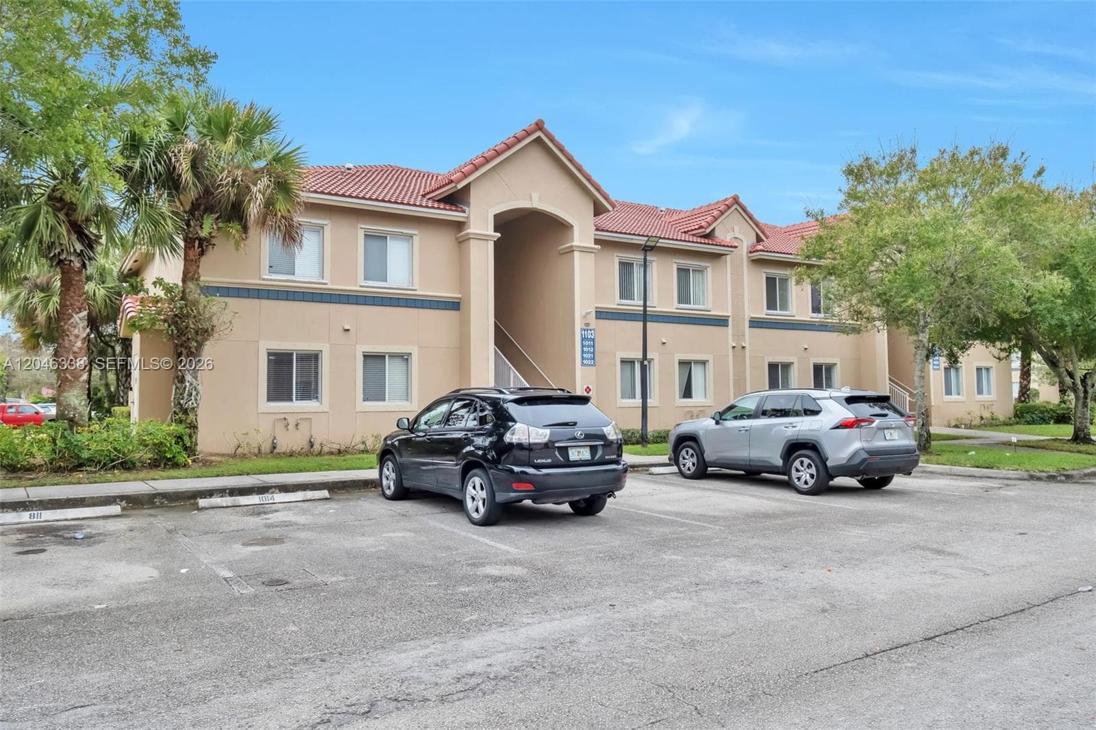 1103 Golden Lakes Blvd # 1013, West Palm Beach, FL 33411