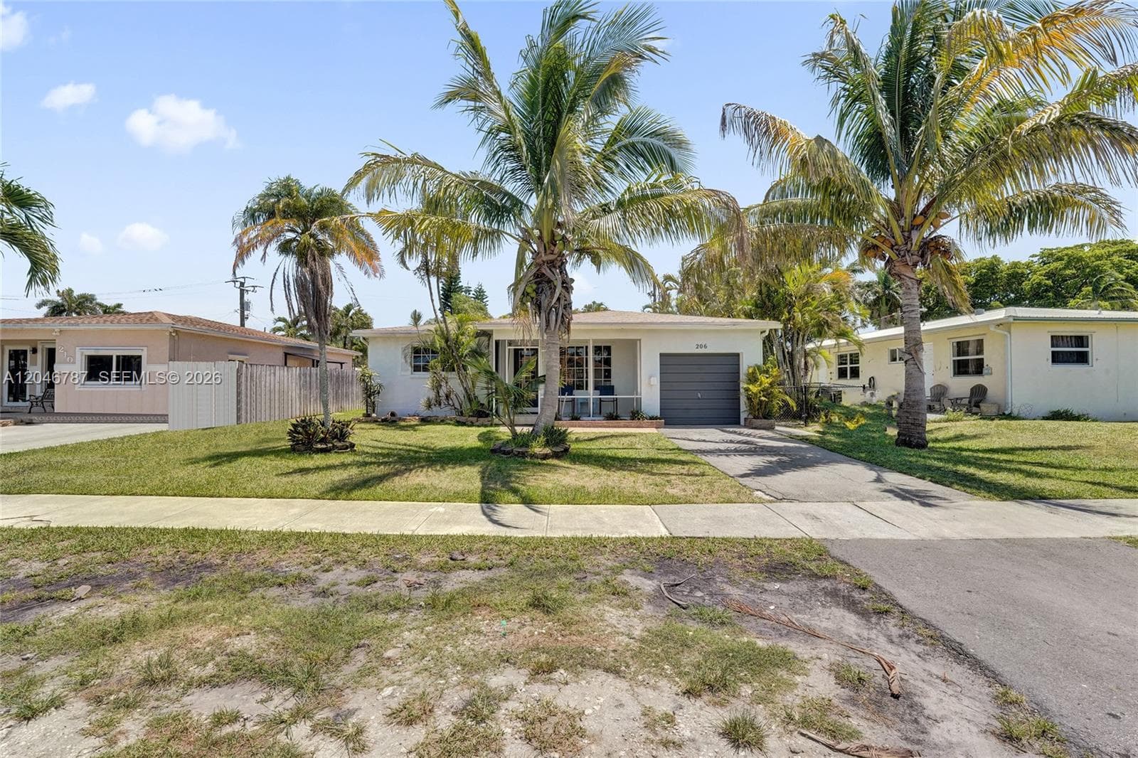 206 SE 3rd St, Dania Beach, FL 33004