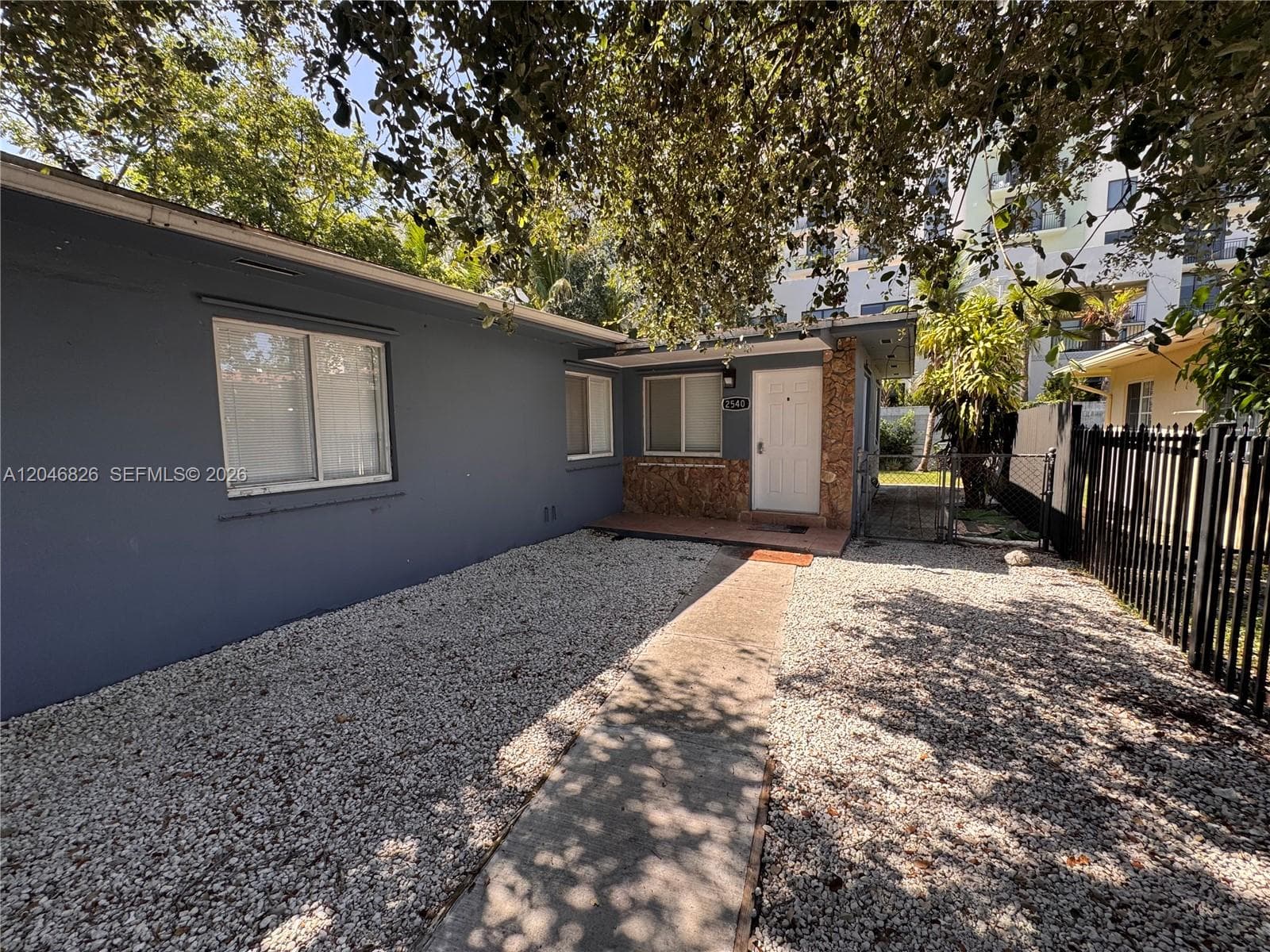 2540 NE 181st St # 2542, North Miami Beach, FL 33160