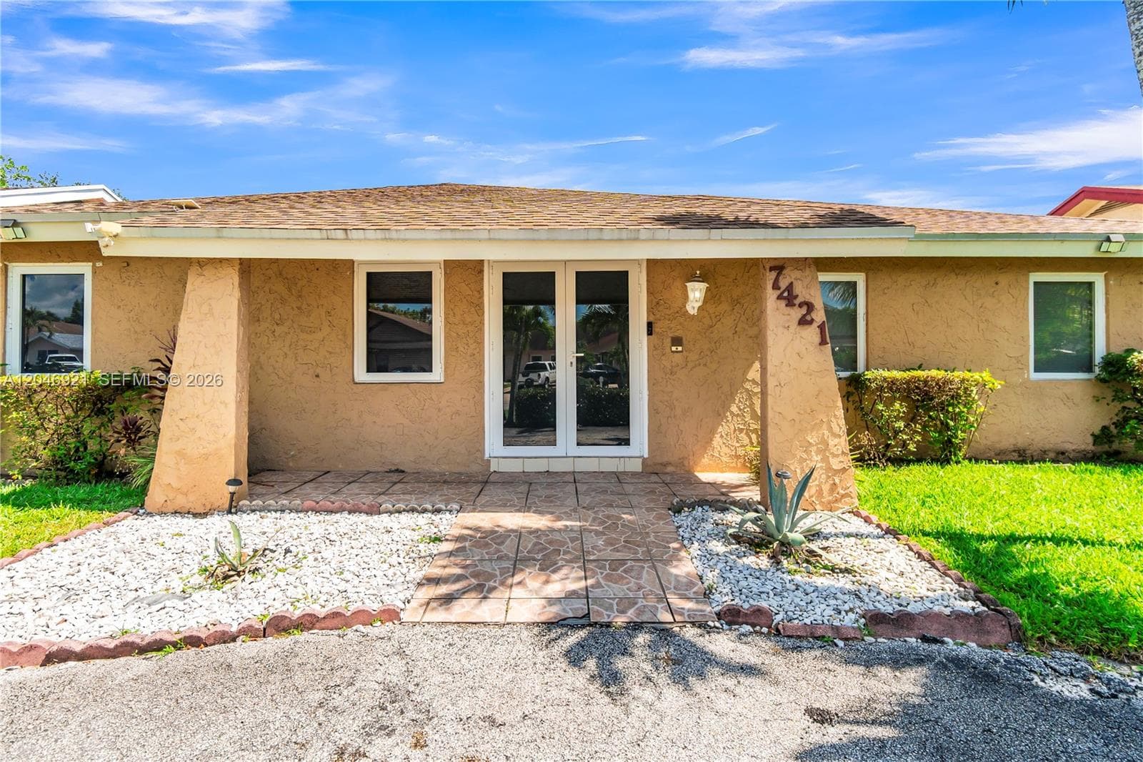 7421 SW 14th Ct, North Lauderdale, FL 33068