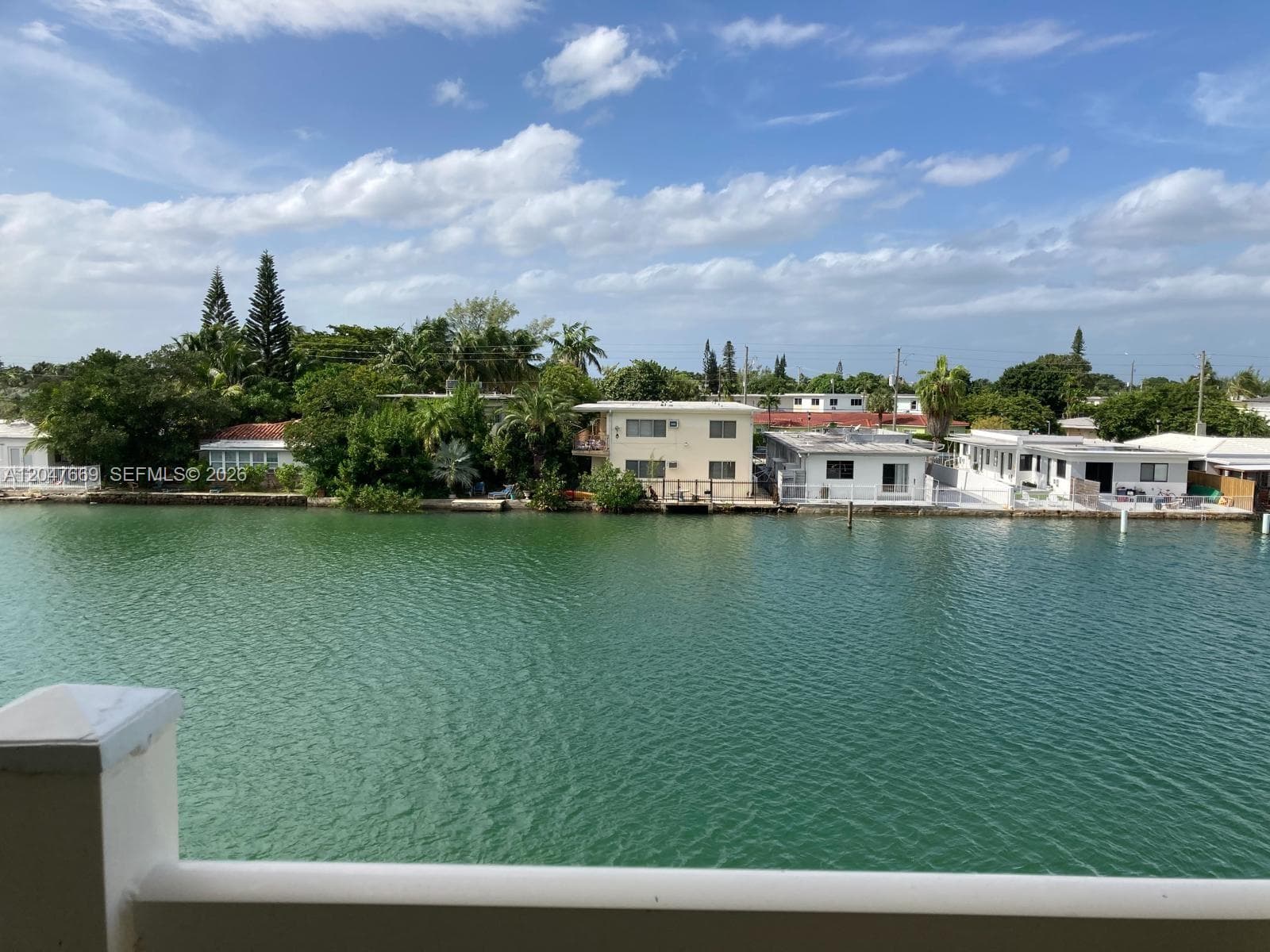 7900 Tatum Waterway Dr # 305, Miami Beach, FL 33141