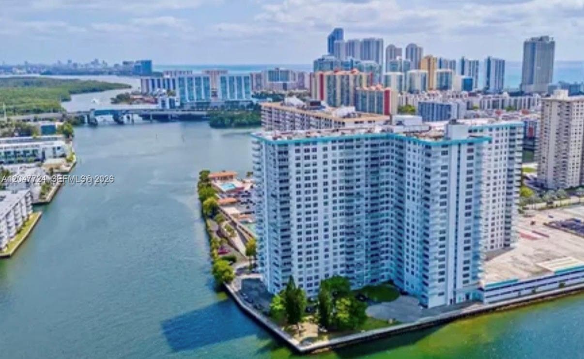 301 174th St # 1208, Sunny Isles Beach, FL 33160