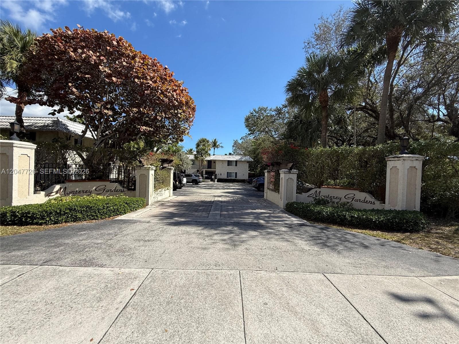 8607 SW 68th Ct # 24, Pinecrest, FL 33156