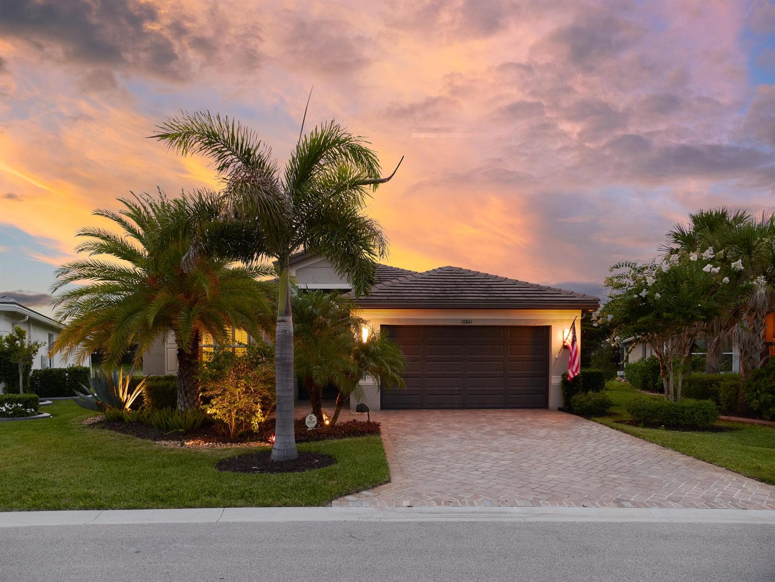 10841 SW Sunray Street, Port St. Lucie, FL 34987