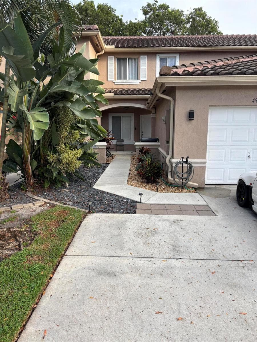 4915 Pinemore Lane, Lake Worth, FL 33463