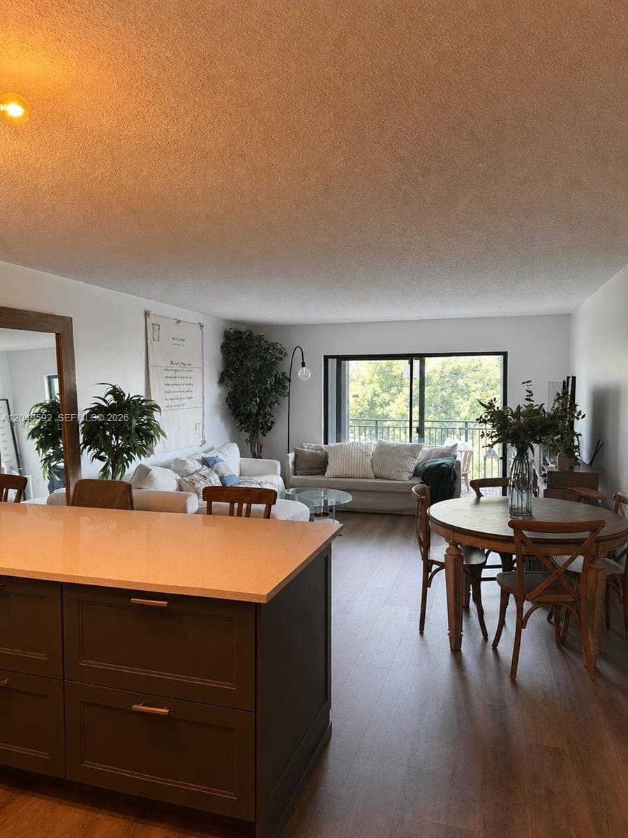 16171 Blatt Blvd # 412, Weston, FL 33326