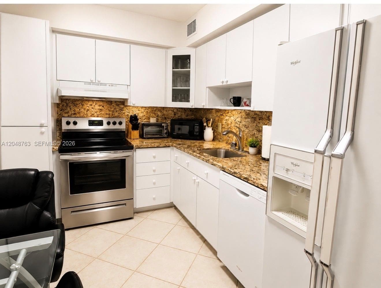 1980 S Ocean Dr # 15K, Hallandale Beach, FL 33009