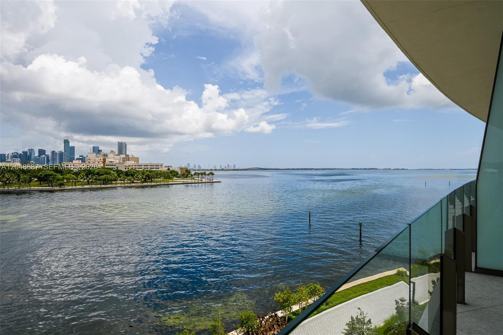 5 Grove Isle Dr # L404, Coconut Grove, FL 33133