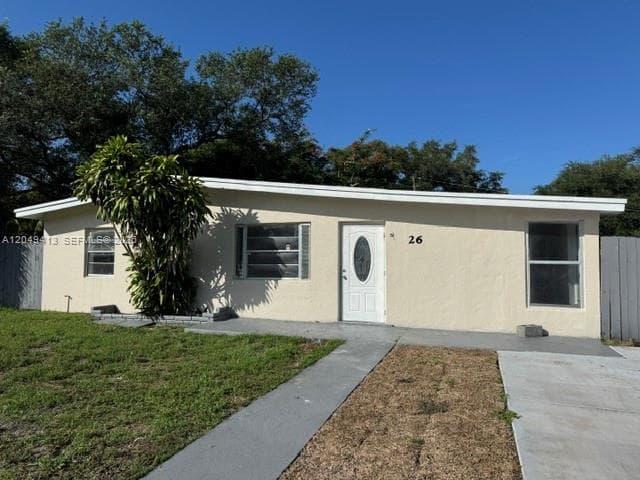 26 Virginia Rd, West Park, FL 33023