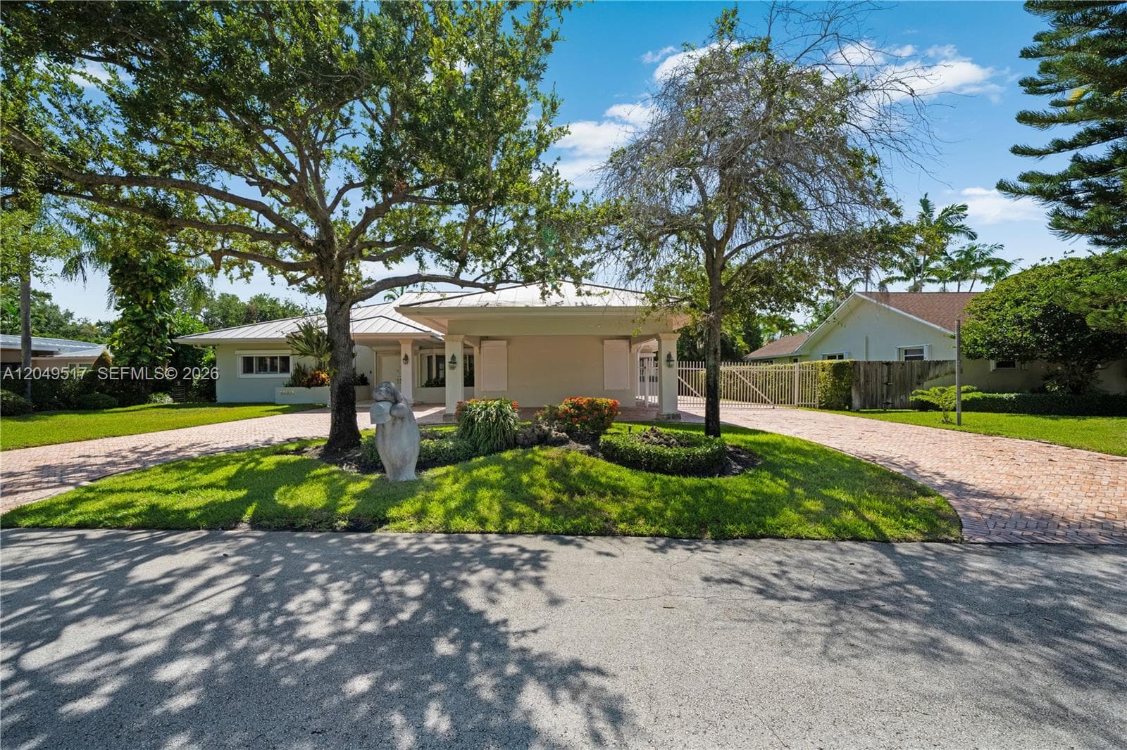 14601 Pompano Dr, Coral Gables, FL 33158