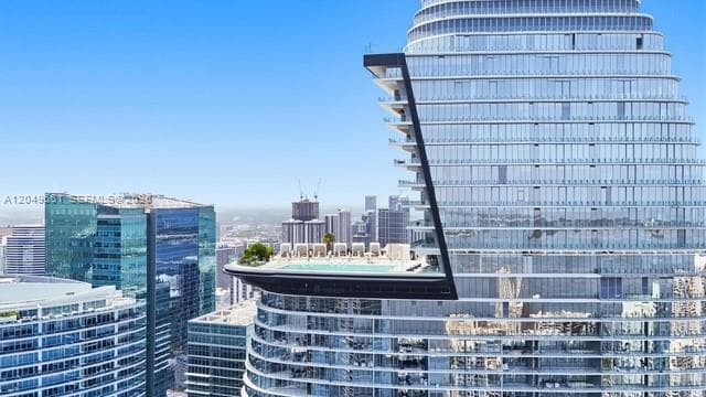 300 Biscayne Boulevard Way # 4808W, Miami, FL 33131