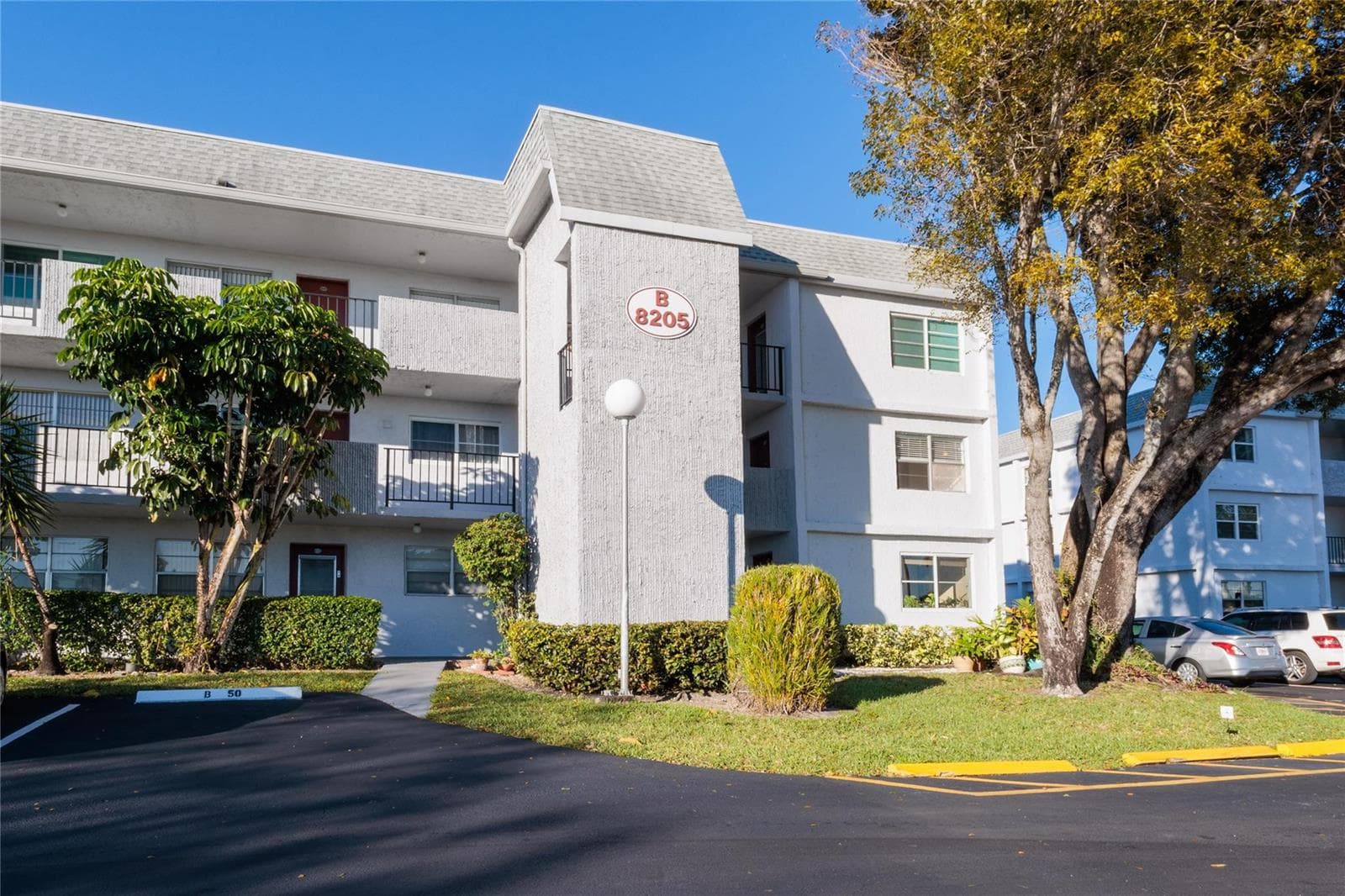 8205 NW 61st Street # B218, Tamarac, FL 33321