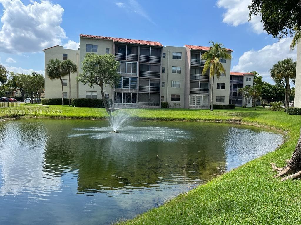 1830 SW 81st Ave # 4204, North Lauderdale, FL 33068