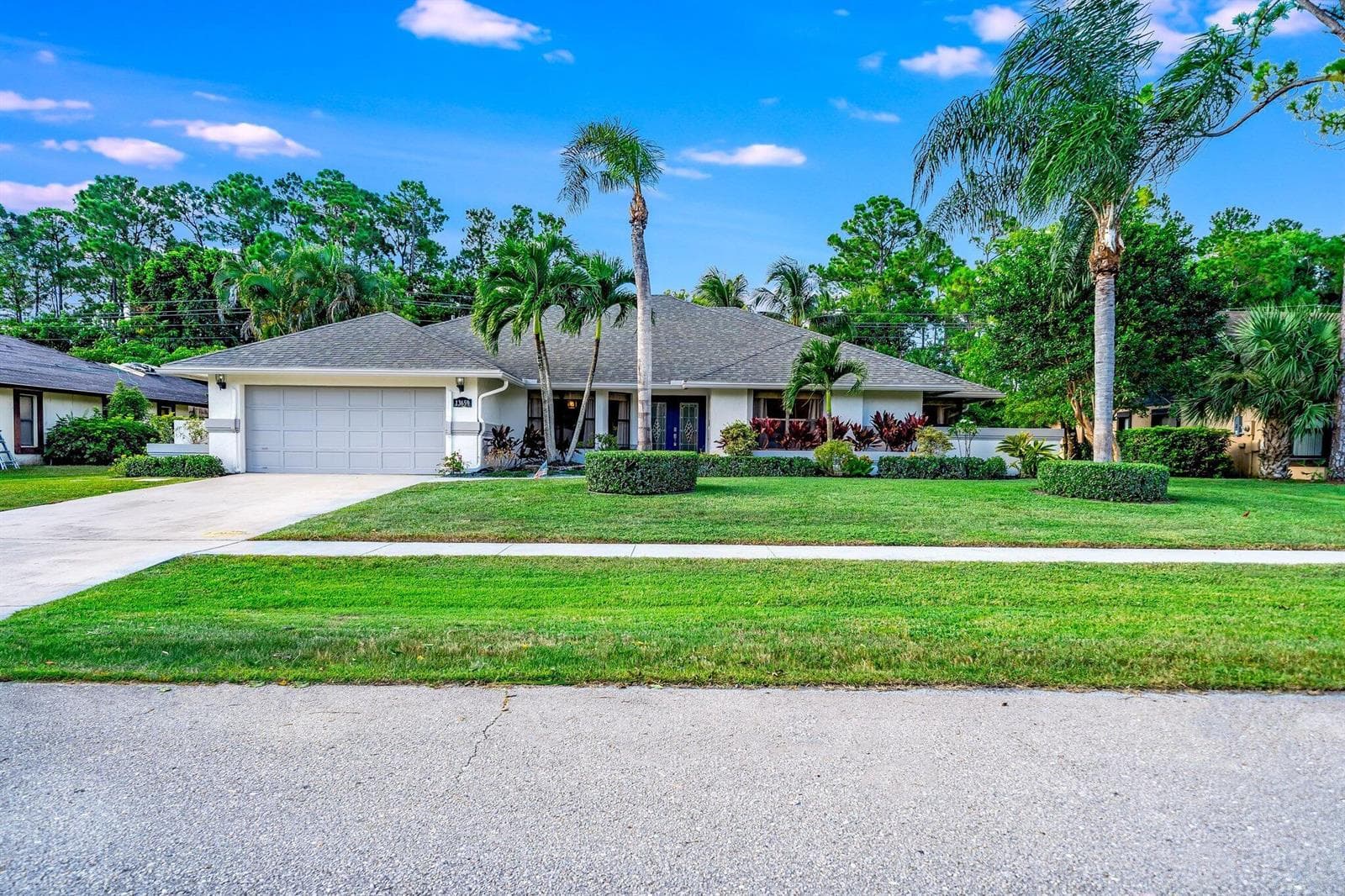 13659 Ishnala Circle, Wellington, FL 33414