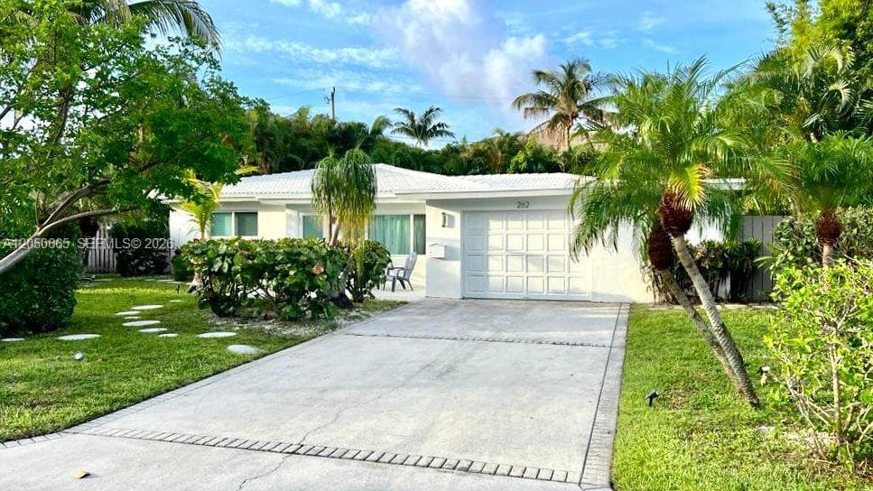 262 Bombay Ave, Lauderdale By The Sea, FL 33308