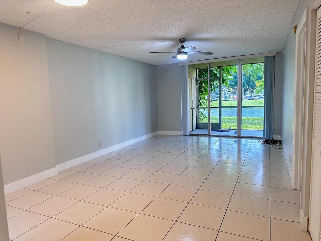 3101 NW 47th Terrace # 120, Lauderdale Lakes, FL 33319