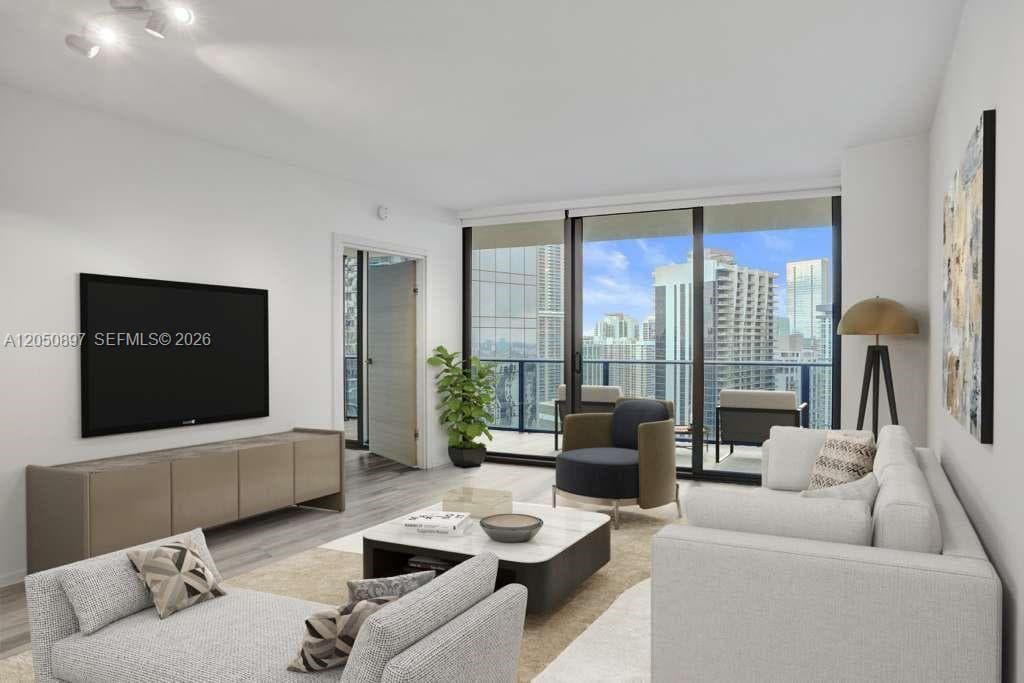 801 S Miami Ave # 3903, Miami, FL 33130