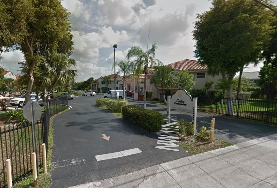 11201 NW 7th St # 204, Sweetwater, FL 33172
