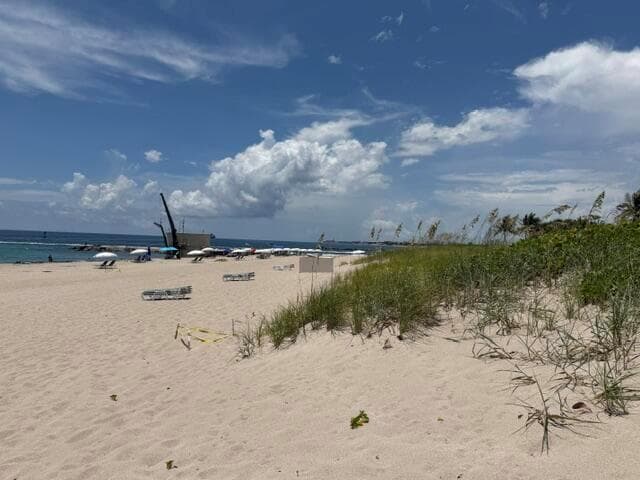 33 S Ocean Avenue # 108, Singer Island, FL 33404