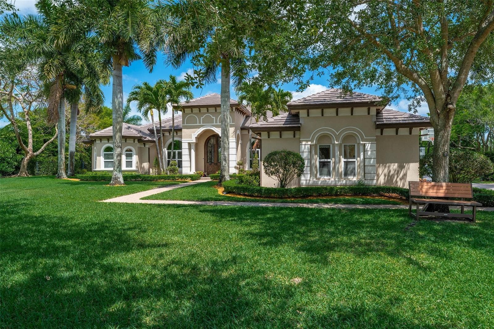 4197 Finishline Terrace, Davie, FL 33330
